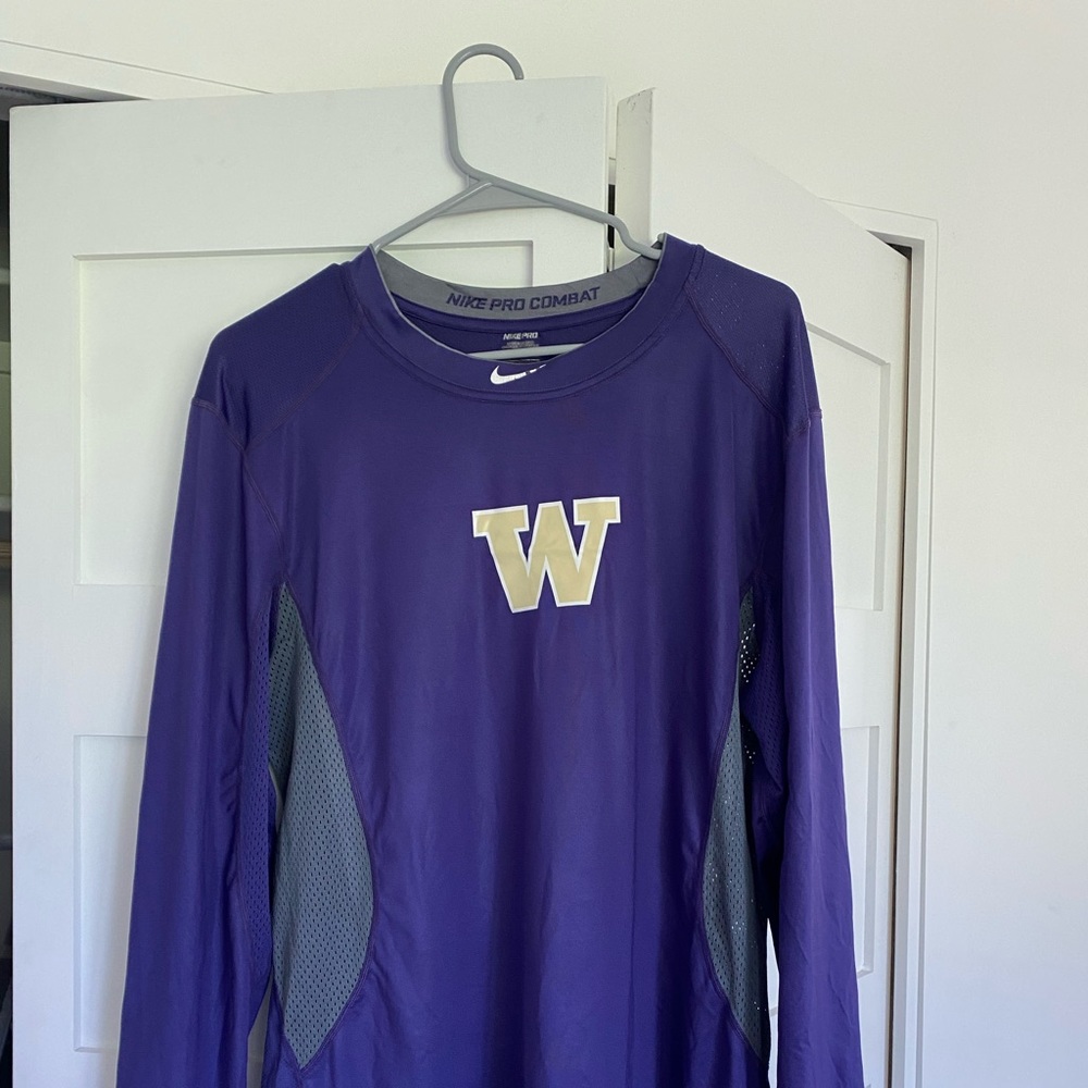UW NIKE Pro Combat Compression Shirt